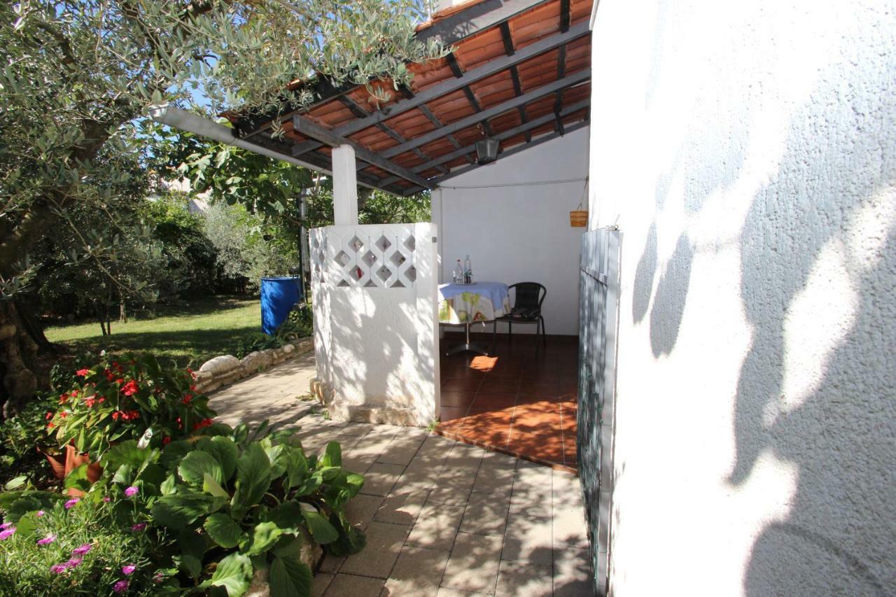 Apartment Sasa Bozac Porec Luaran gambar