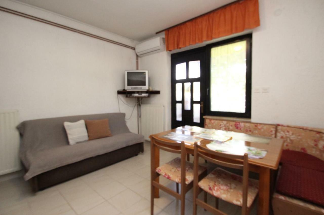 Apartment Sasa Bozac Porec Luaran gambar